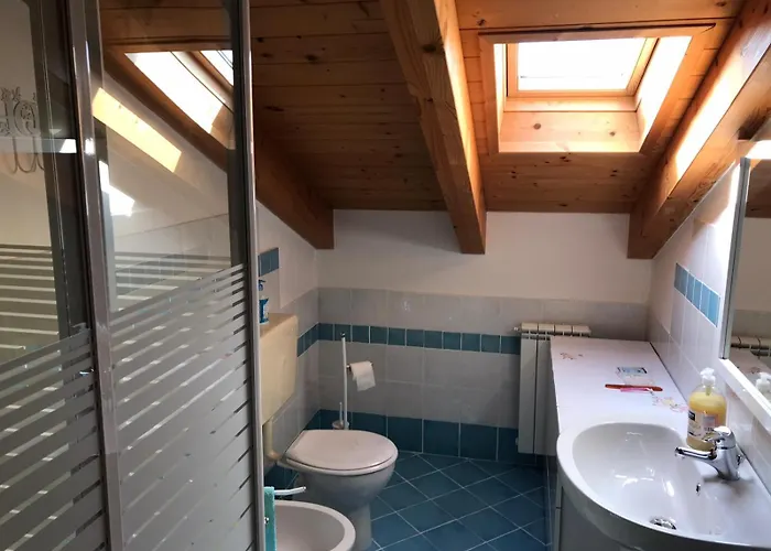 アパート Solmare Quadrilocale ロゾリーナ・マーレ